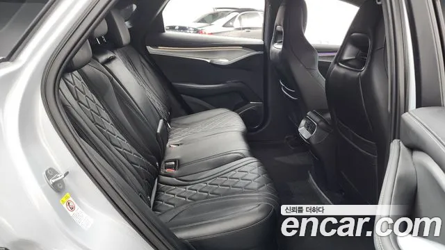 BYD Sealion 7 — Фото автомобиля 11