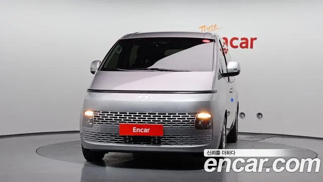 Hyundai Staria — Фото автомобиля 3