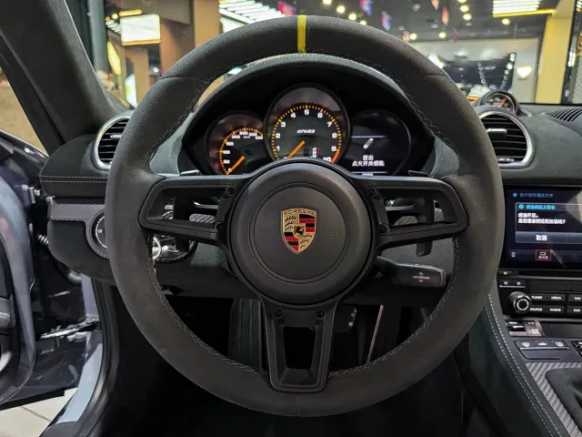 Porsche 718 — Фото автомобиля 14