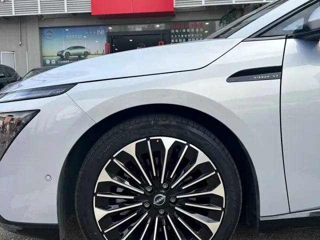 Nissan N7 — Фото автомобиля 15