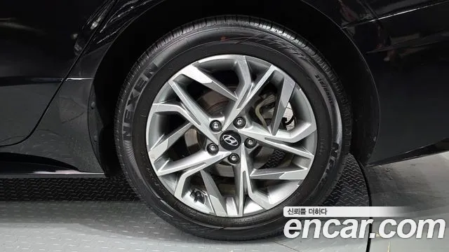 Hyundai Sonata — Фото автомобиля 6