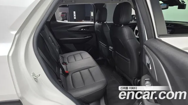 Chevrolet Trailblazer — Фото автомобиля 16