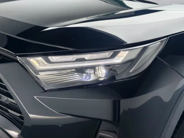 Toyota RAV4 — Фото автомобиля 10