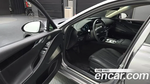 Genesis G80 RG3 — Фото автомобиля 10