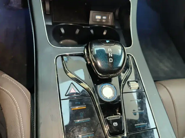 BYD Han — Фото автомобиля 13
