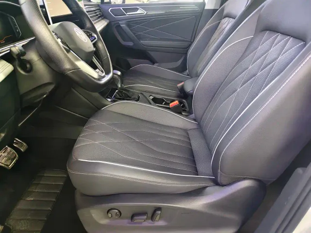 Volkswagen Tiguan L — Фото автомобиля 4