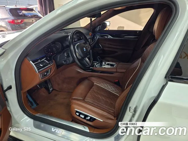 BMW 7 Series G11 — Фото автомобиля 12