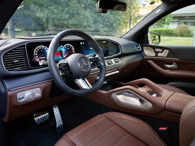 Mercedes-Benz GLS-Class — Фото автомобиля 12