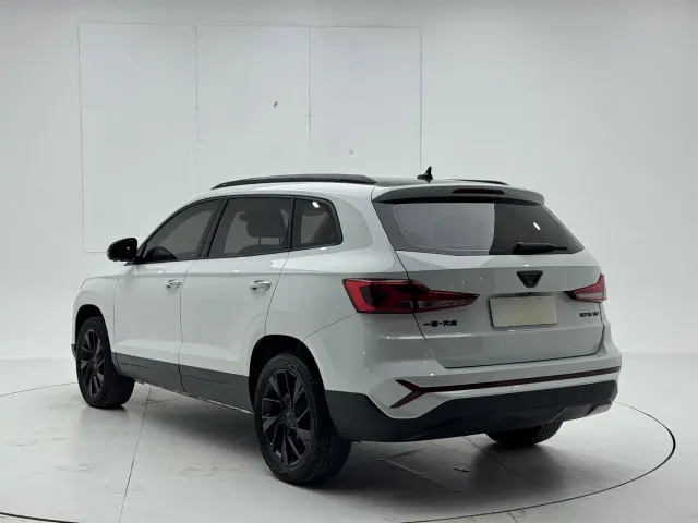 Jetta VS7 — Фото автомобиля 6