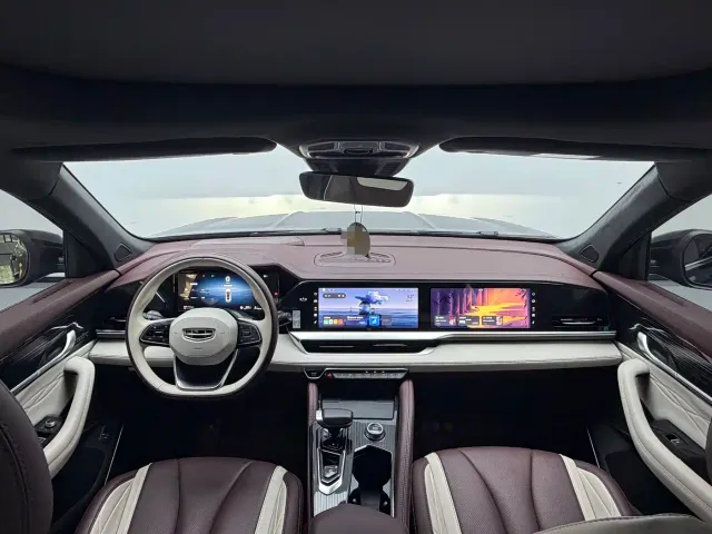 Geely Xingyue L — Фото автомобиля 16