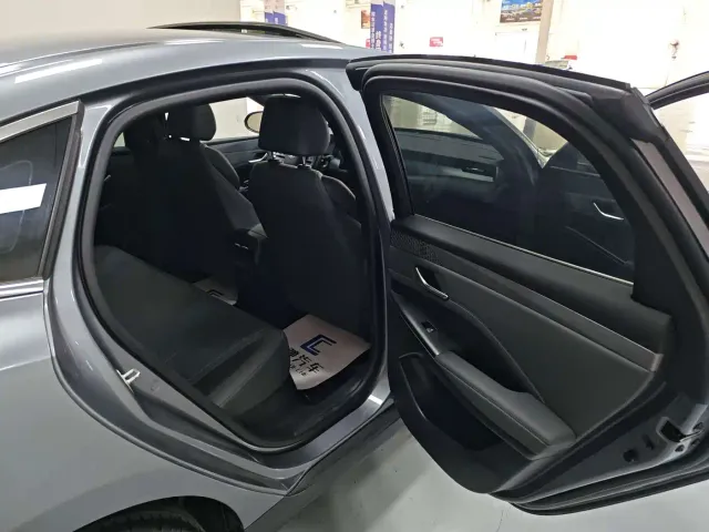 BYD Qin PLUS — Фото автомобиля 14