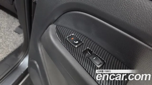 KG_Mobility_Ssangyong Rexton Новый Rexton Sport Дизель 2.2 4WD — Фото автомобиля 19