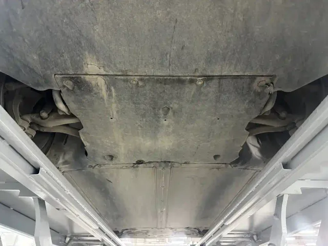 Tesla Model Y — Фото автомобиля 26