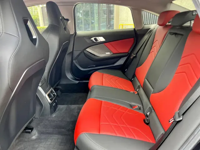 BMW 2 Series — Фото автомобиля 11