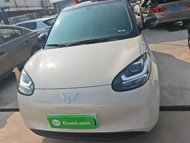 Wuling Bingo — Фото автомобиля 2