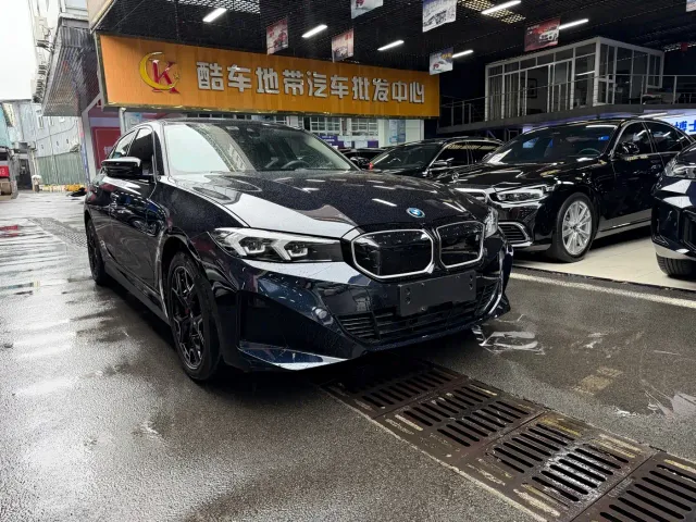 BMW i3 — Фото автомобиля 3