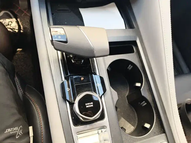 Changan CS75 Plus — Фото автомобиля 9