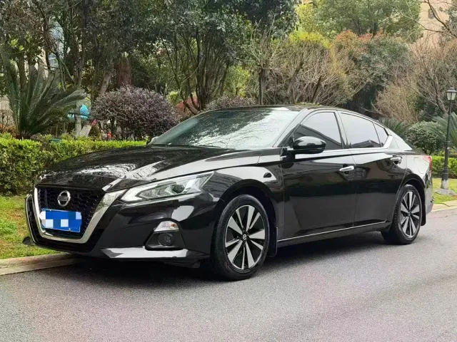 Nissan Teana — Фото автомобиля 2