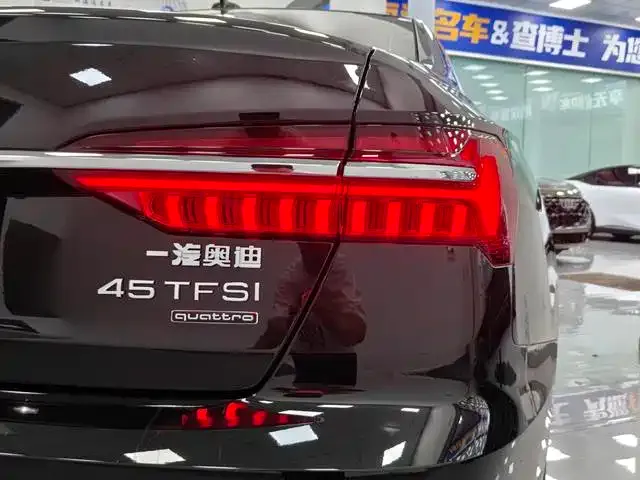 Audi A6L — Фото автомобиля 7