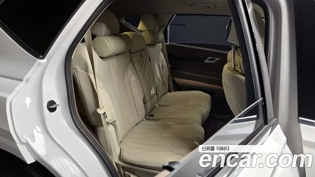 Genesis GV80 2.5T Бензин 2WD — Фото автомобиля 12