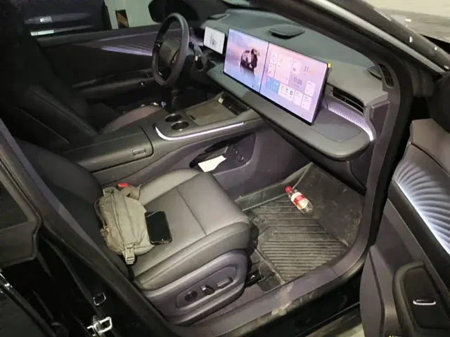 Nissan NX8 — Фото автомобиля 13