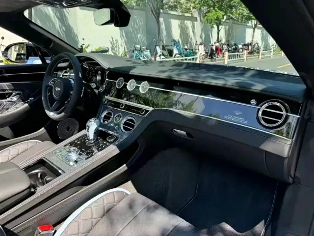 Bentley Continental — Фото автомобиля 2