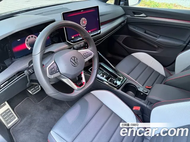 Volkswagen Golf 8th Gen — Фото автомобиля 6