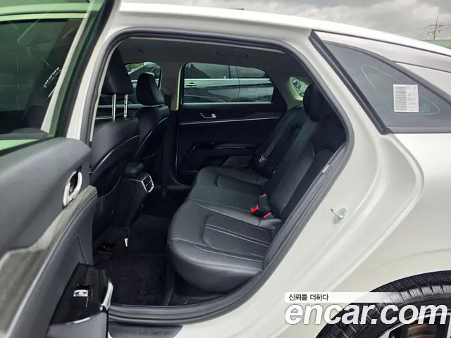 Kia K5 Generation 3 — Фото автомобиля 14