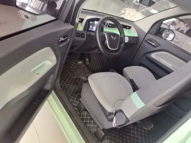 Wuling Hongguang Mini EV — Фото автомобиля 15