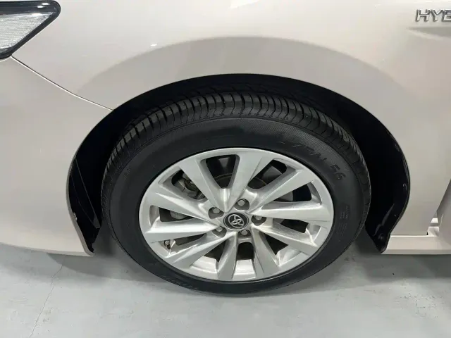 Toyota Camry — Фото автомобиля 15
