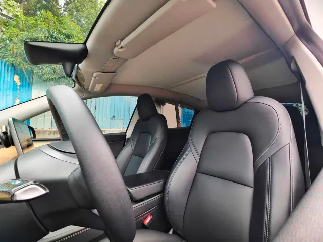 Tesla Model Y — Фото автомобиля 17