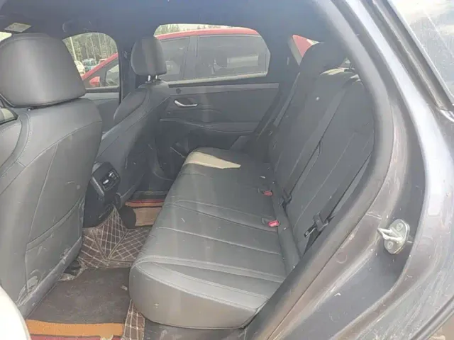 BYD Qin PLUS — Фото автомобиля 12