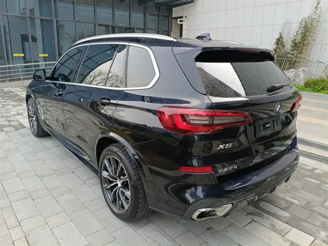 BMW X5 — Фото автомобиля 22