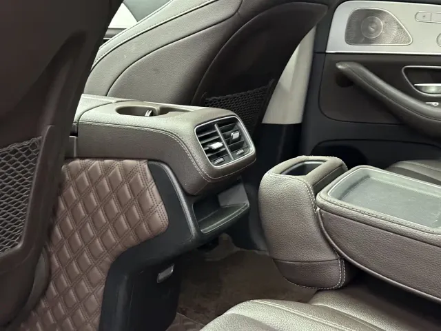 Mercedes-Benz GLE-Class — Фото автомобиля 20