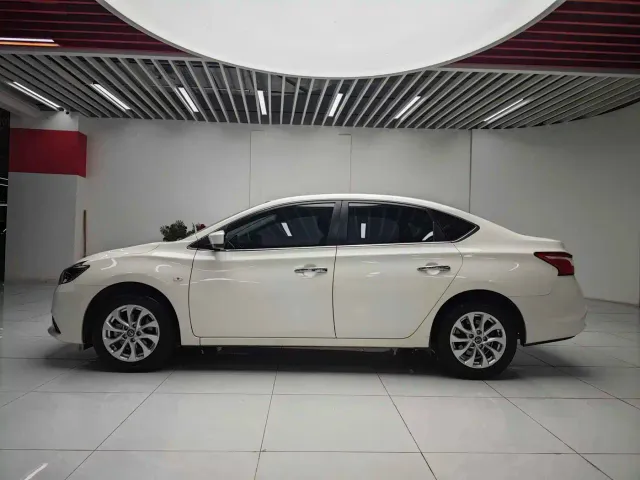 Nissan Sylphy — Фото автомобиля 10