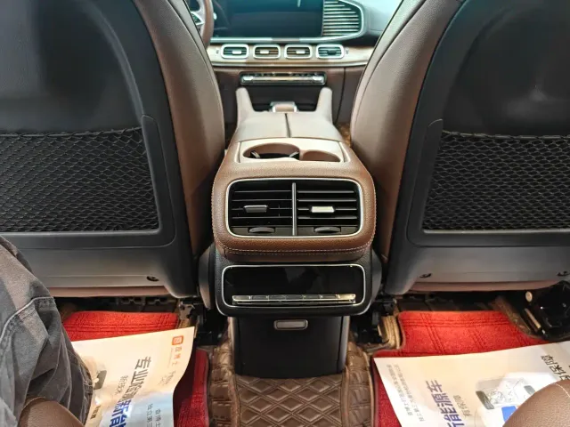 Mercedes-Benz GLE-Class — Фото автомобиля 18