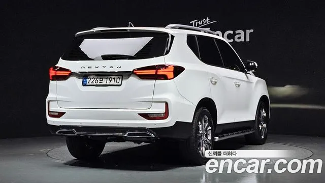 KG_Mobility_Ssangyong Rexton — Фото автомобиля 2