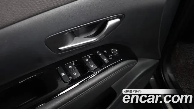 Hyundai Tucson Tucson (NX4) Бензин 1.6 турбо 2WD — Фото автомобиля 29