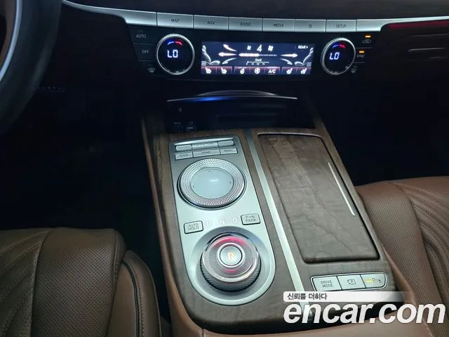 Genesis G80 Бензин 3.5 турбо AWD — Фото автомобиля 16