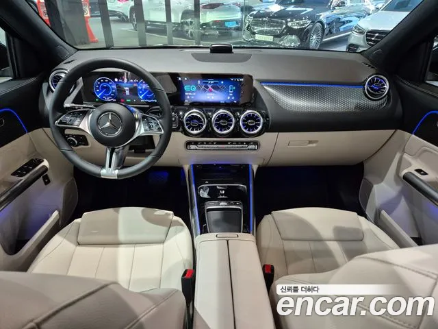 Mercedes-Benz EQA — Фото автомобиля 7