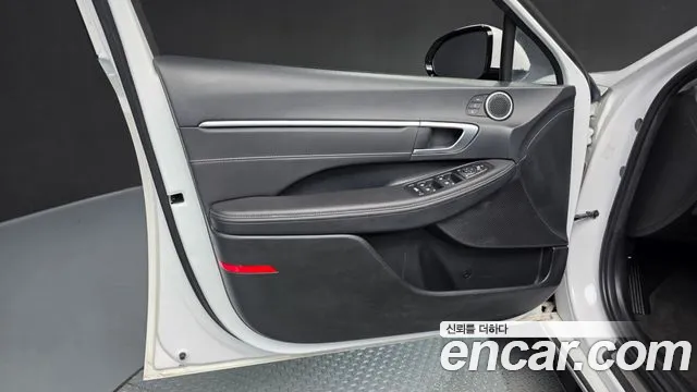 Hyundai Sonata Sonata Edge(DN8) 2.0 LPG(Для проката) — Фото автомобиля 22