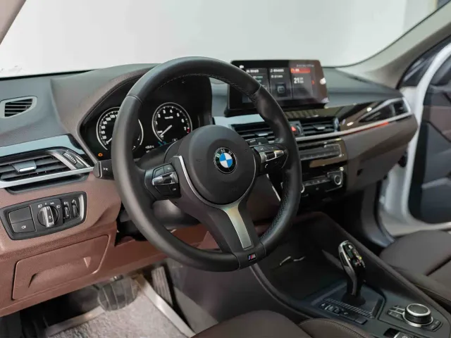 BMW X1 — Фото автомобиля 10