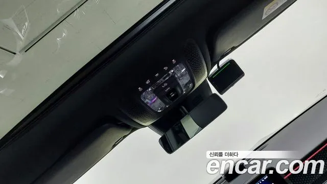 Mercedes-Benz EQB — Фото автомобиля 17