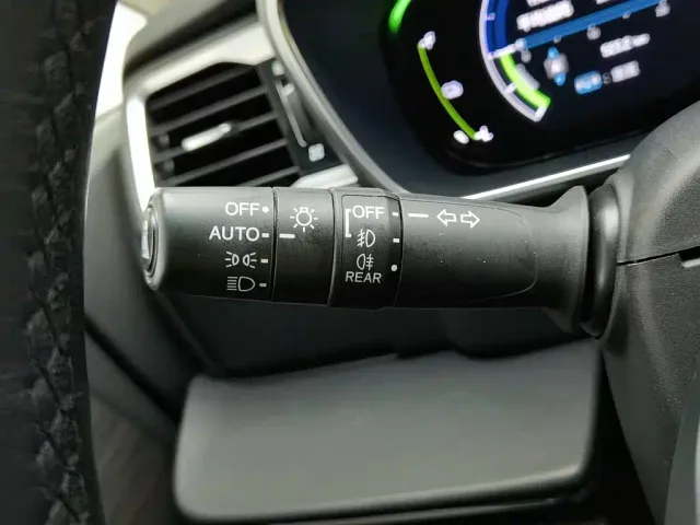 Honda Elysion — Фото автомобиля 21