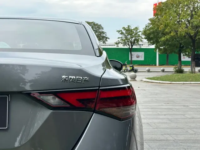 Nissan Sylphy — Фото автомобиля 23