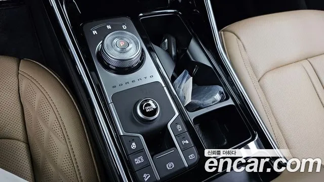 Kia Sorento Новый Sorento 4 поколение Дизель 2.2 2WD — Фото автомобиля 9
