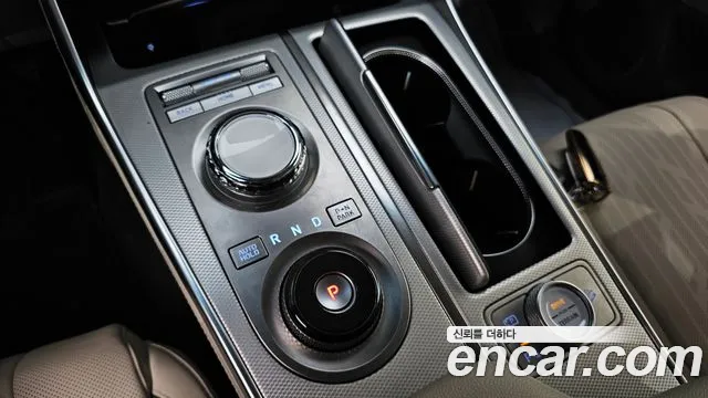 Genesis GV80 2.5T Бензин AWD — Фото автомобиля 9
