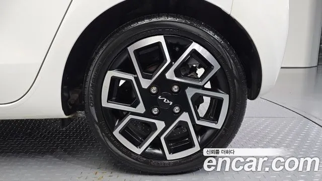 Kia RAY Новый Kia Ray Signature — Фото автомобиля 21