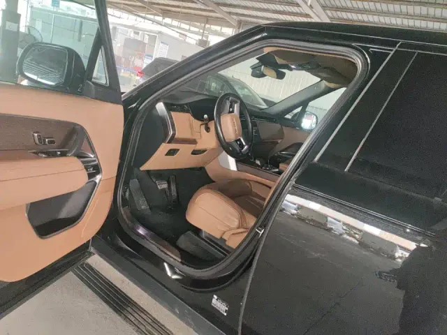 Land Rover Range Rover — Фото автомобиля 5