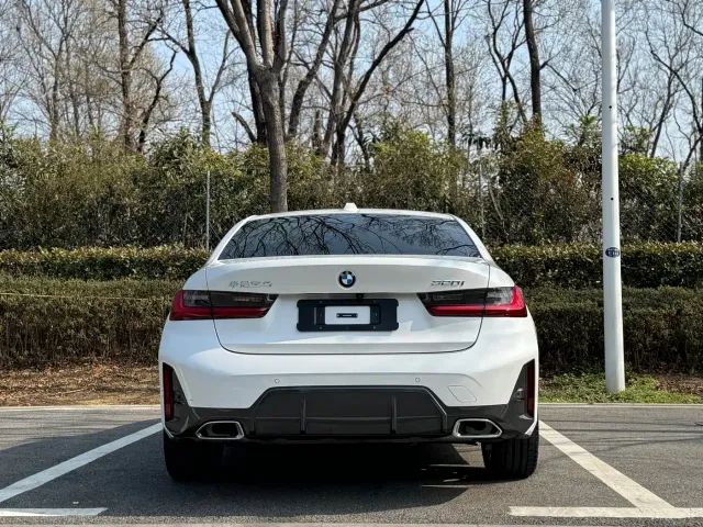 BMW 3 Series — Фото автомобиля 21